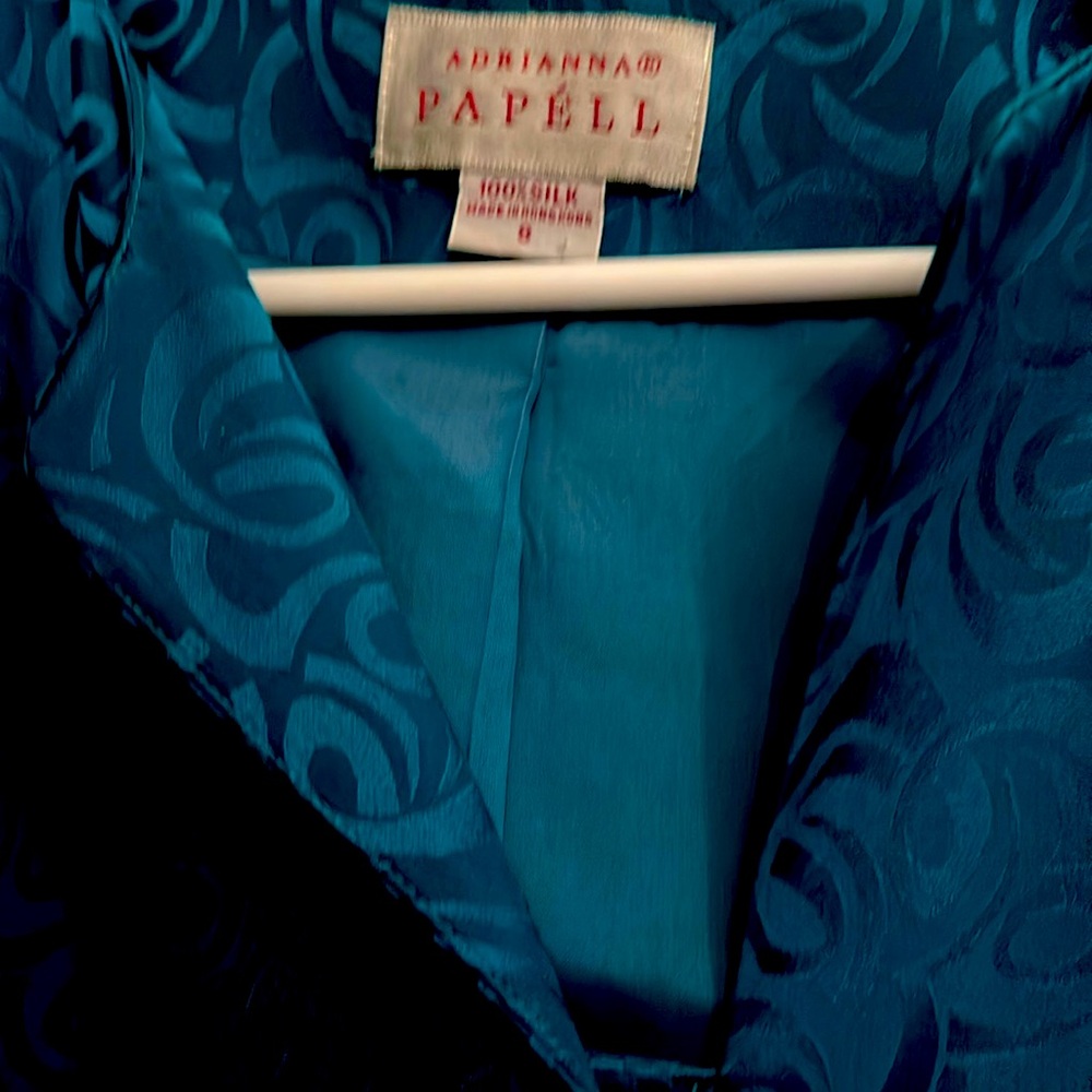 2piece silk dress, size 8, dry clean only, excellent condition.